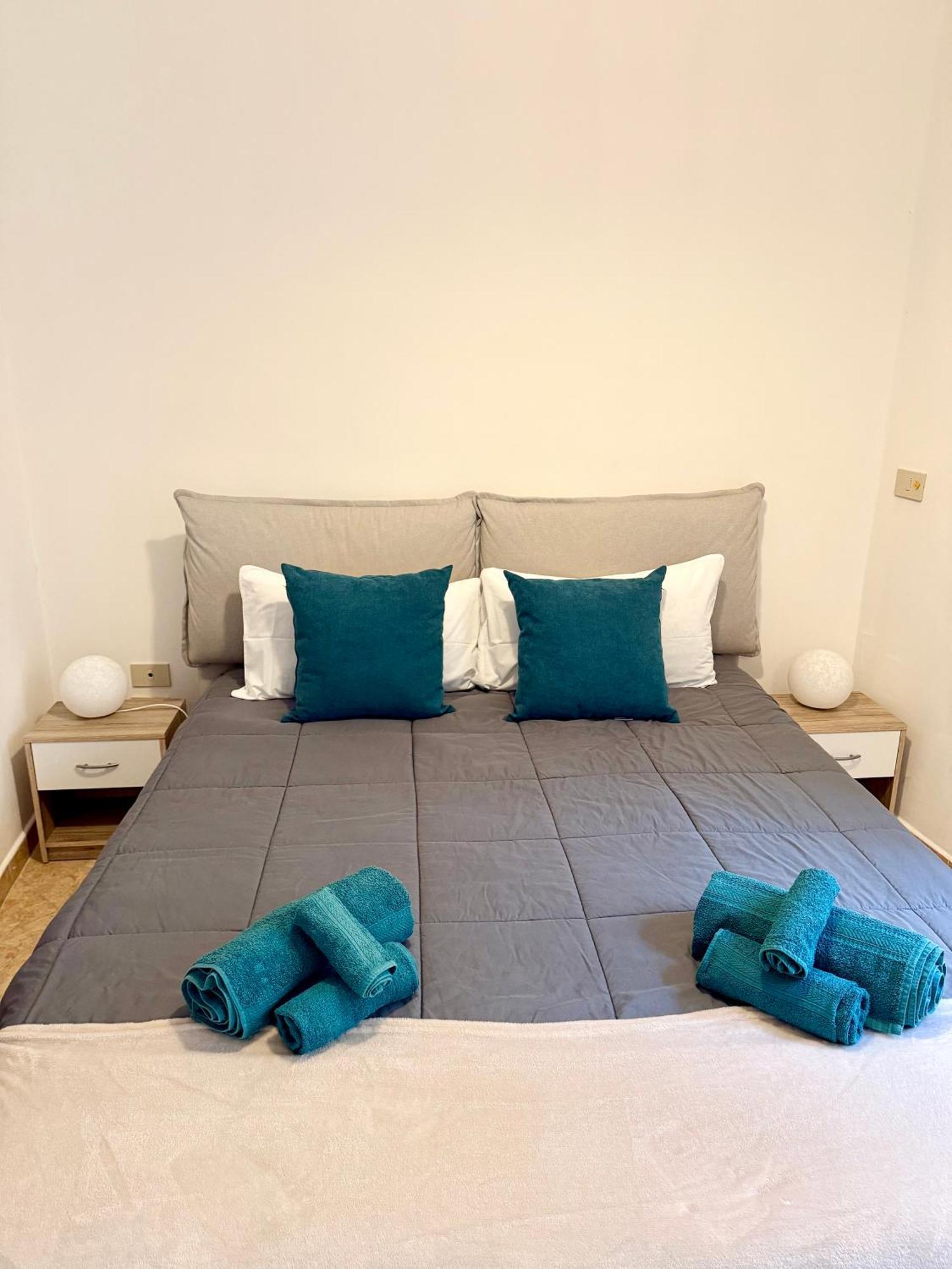 Gigi'S Apartment パレルモ エクステリア 写真